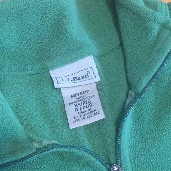L.L. Bean lightweight quarter zip flleece - Picture 5 of 7